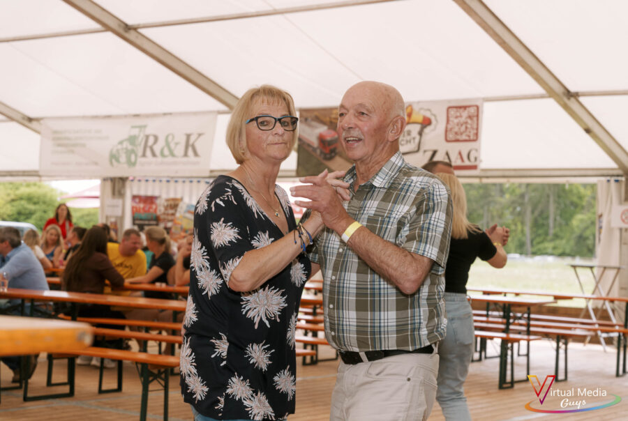 DSC04454-70